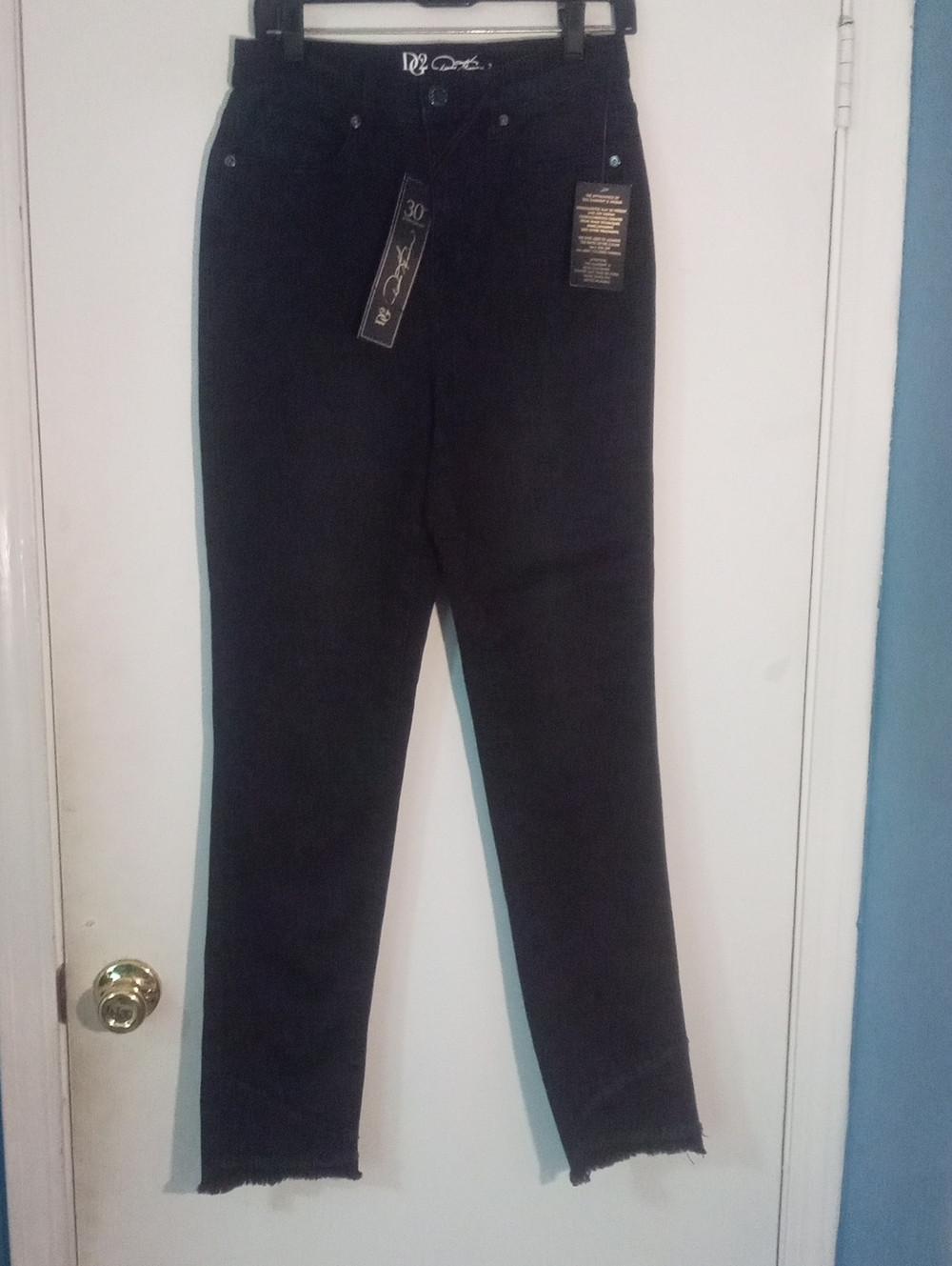 DG2 By Diane Gilman Black  Stretch Jeans  6T 6 Tall NWT $59